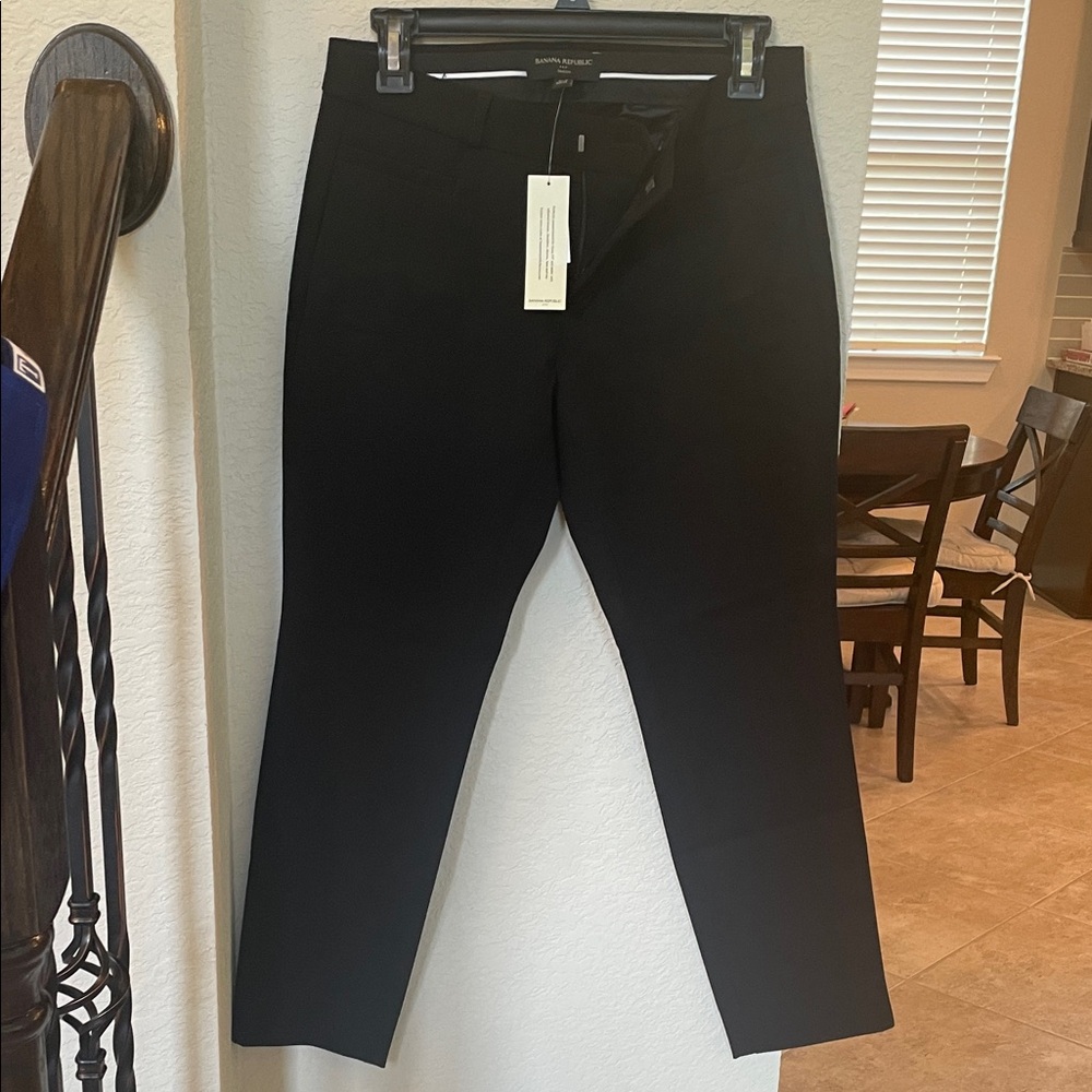 Banana Republic Women's Black Straight Leg Pants